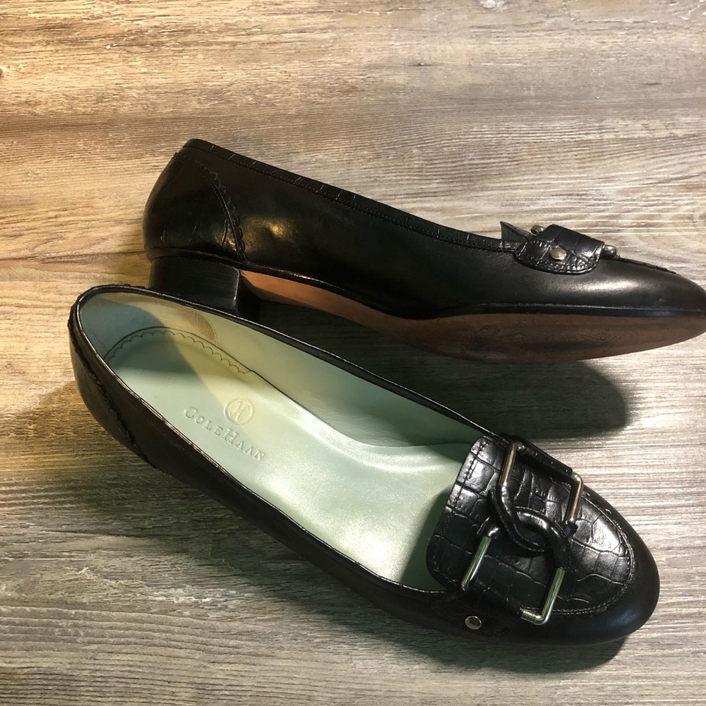 Cole Haan Black crocodile loafer size 8b